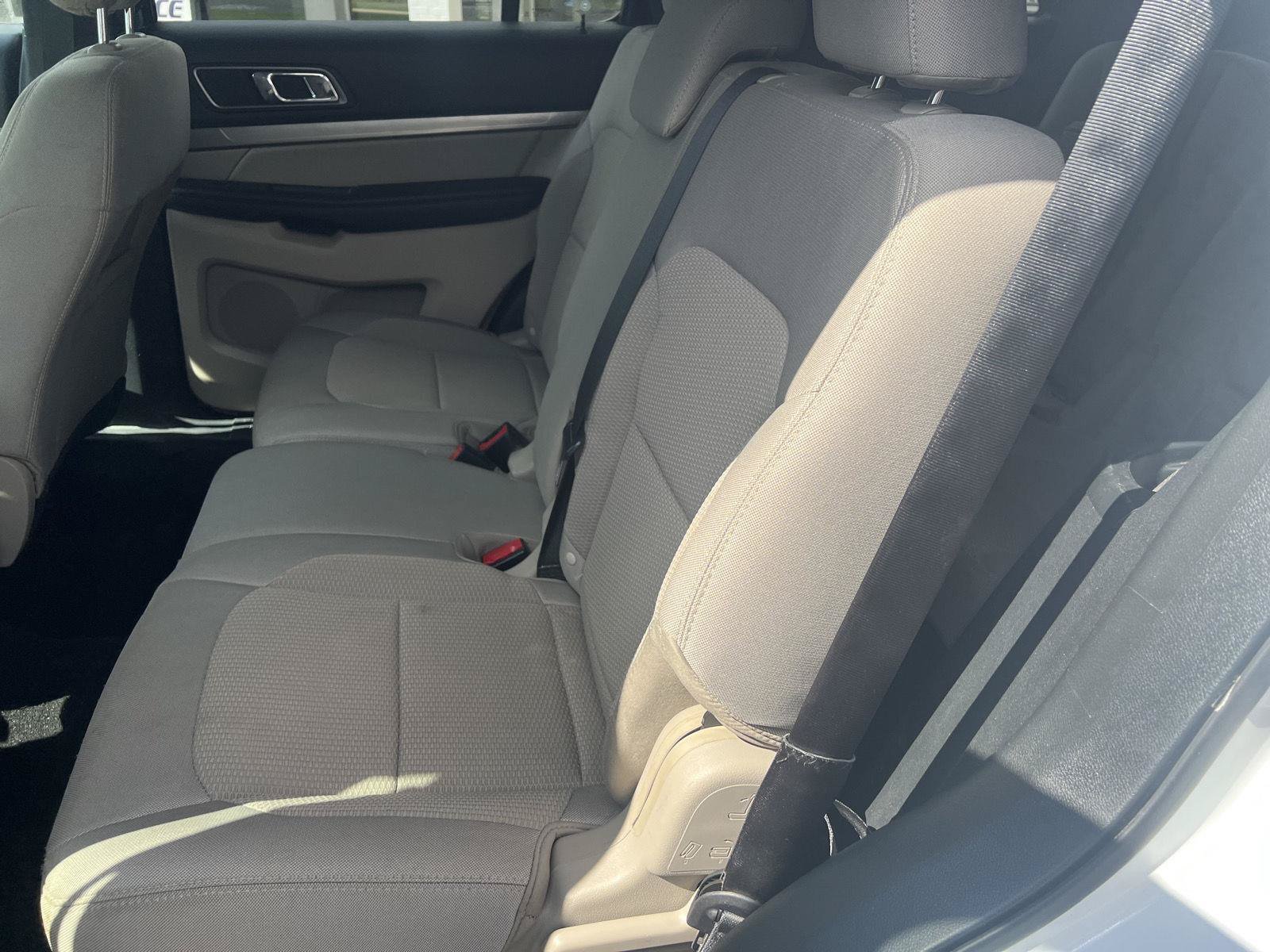 Certified 2019 Ford Explorer XLT AWD/4WD image 7