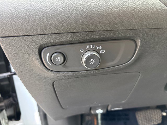 Used 2024 Buick Encore GX Preferred FWD image 16