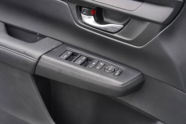 Used 2024 Honda CR-V LX image 29