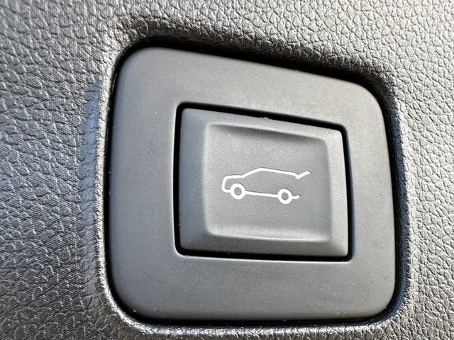 Used 2025 Chevrolet TrailBlazer RS w/ Convenience Package FWD image 12