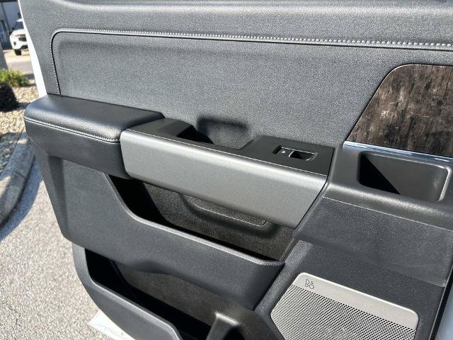 Certified 2025 Ford F250 Lariat w/ Lariat Ultimate Package AWD/4WD image 17