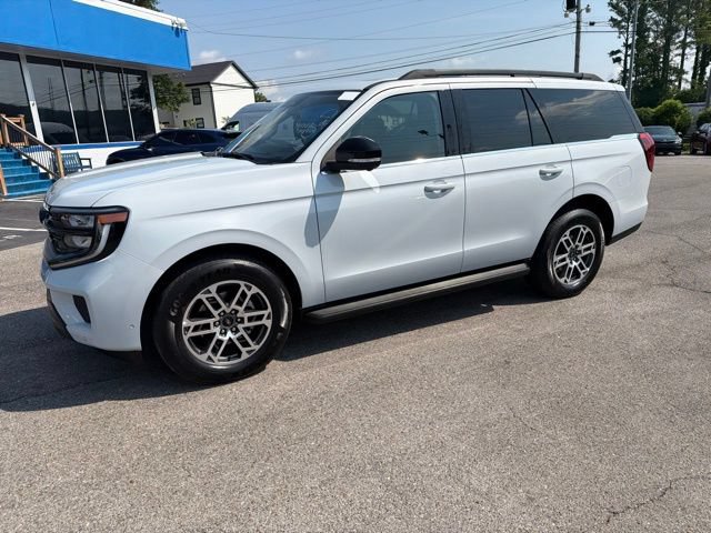 Certified 2025 Ford Expedition Active RWD image 14