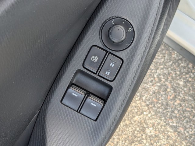 Used 2021 MAZDA MX-5 Miata Sport image 16