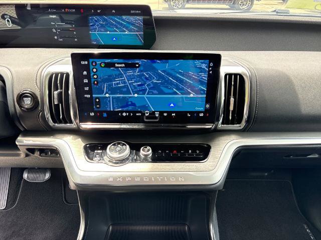 Certified 2025 Ford Expedition Max Platinum AWD/4WD image 21
