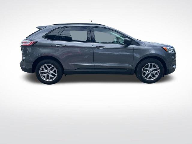 Certified 2021 Ford Edge SE FWD image 4