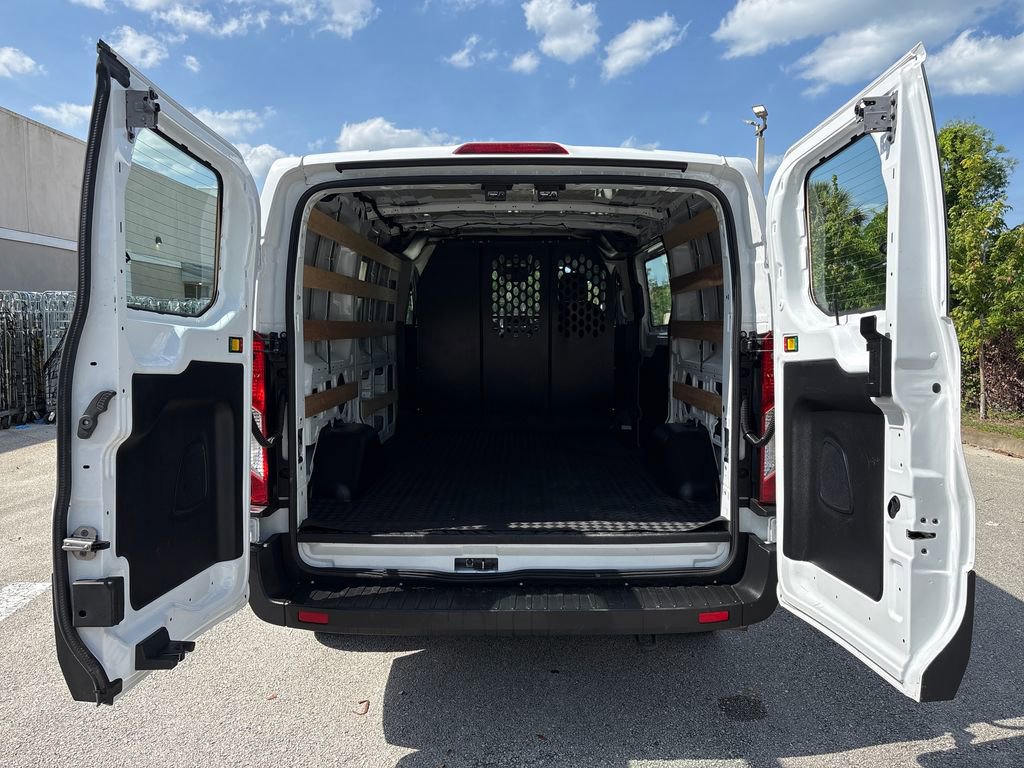 Certified 2025 Ford Transit 250 Low Roof w/ Exterior Upgrade Package RWD image 10