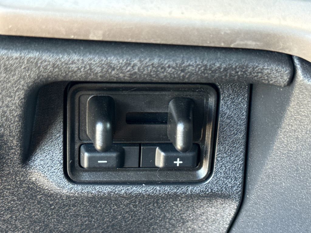 Certified 2025 Ford Expedition Max Active image 23