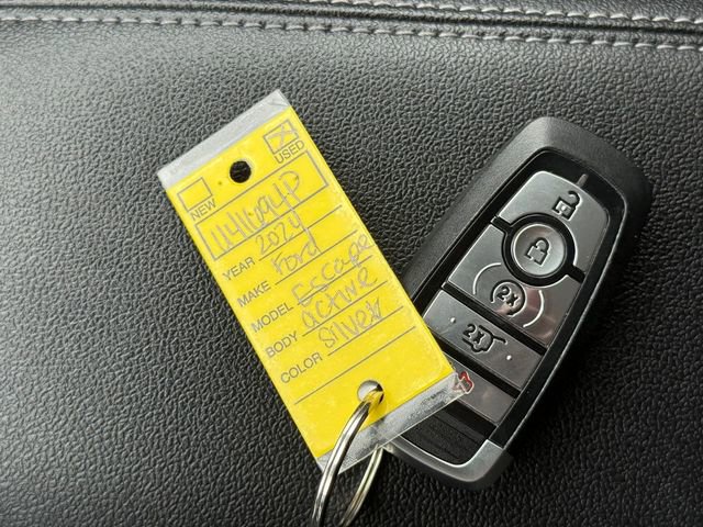 Certified 2024 Ford Escape Active AWD/4WD image 14