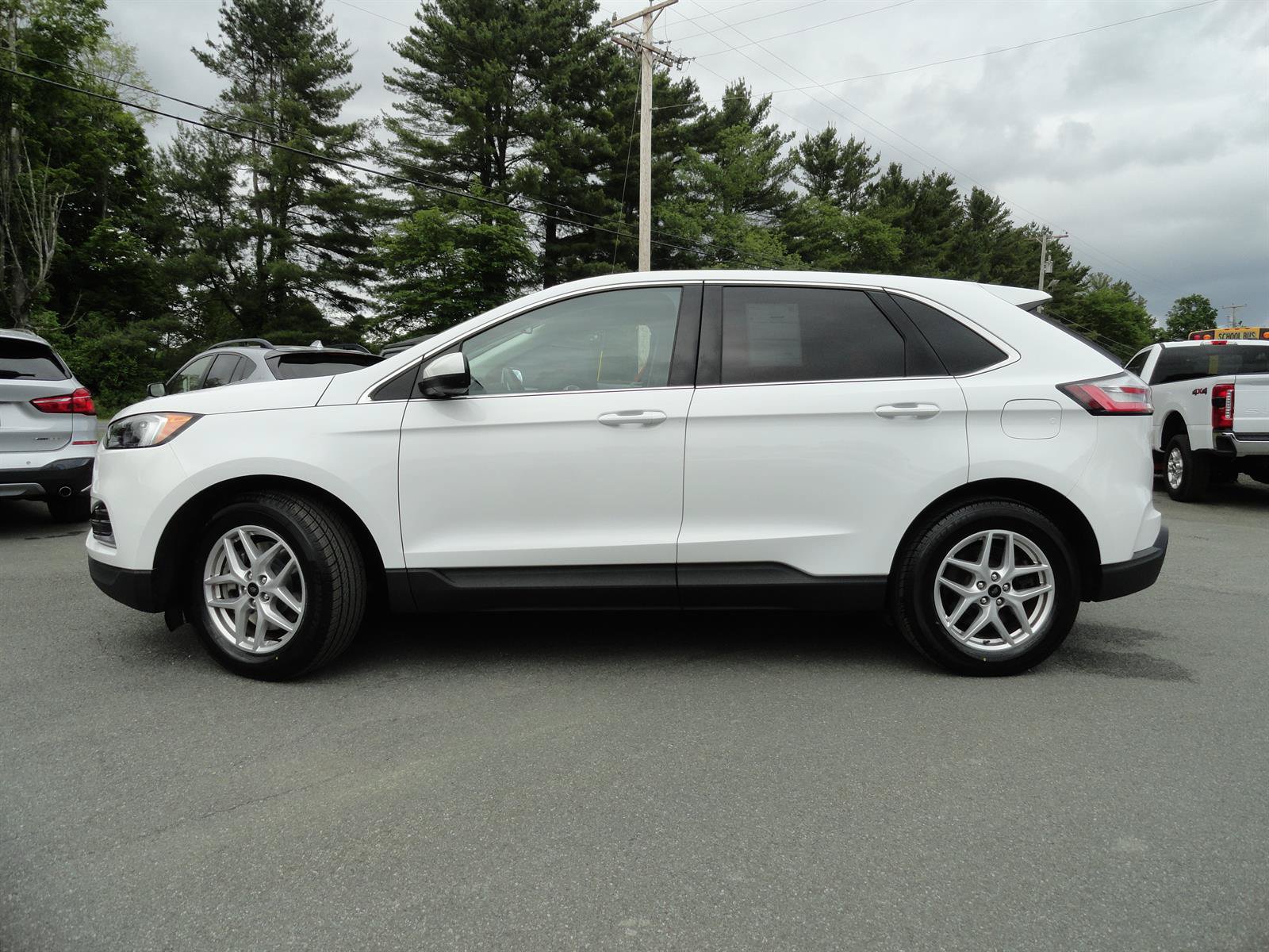 Certified 2024 Ford Edge SEL AWD/4WD image 8