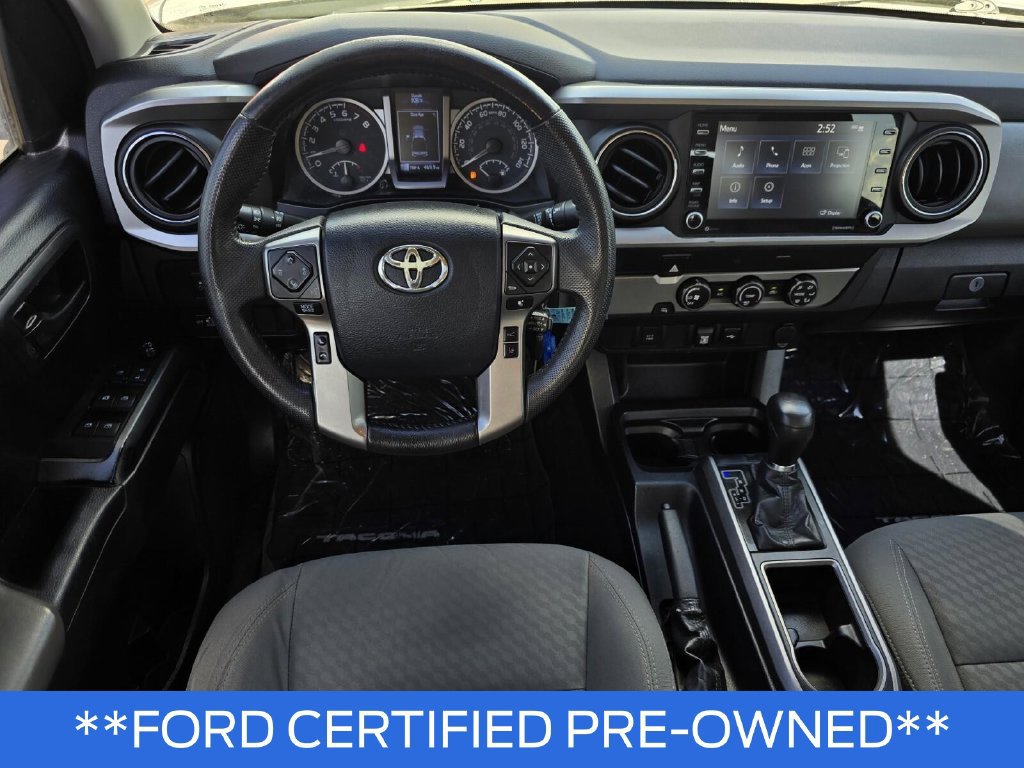 Used 2020 Toyota Tacoma SR5 RWD image 11