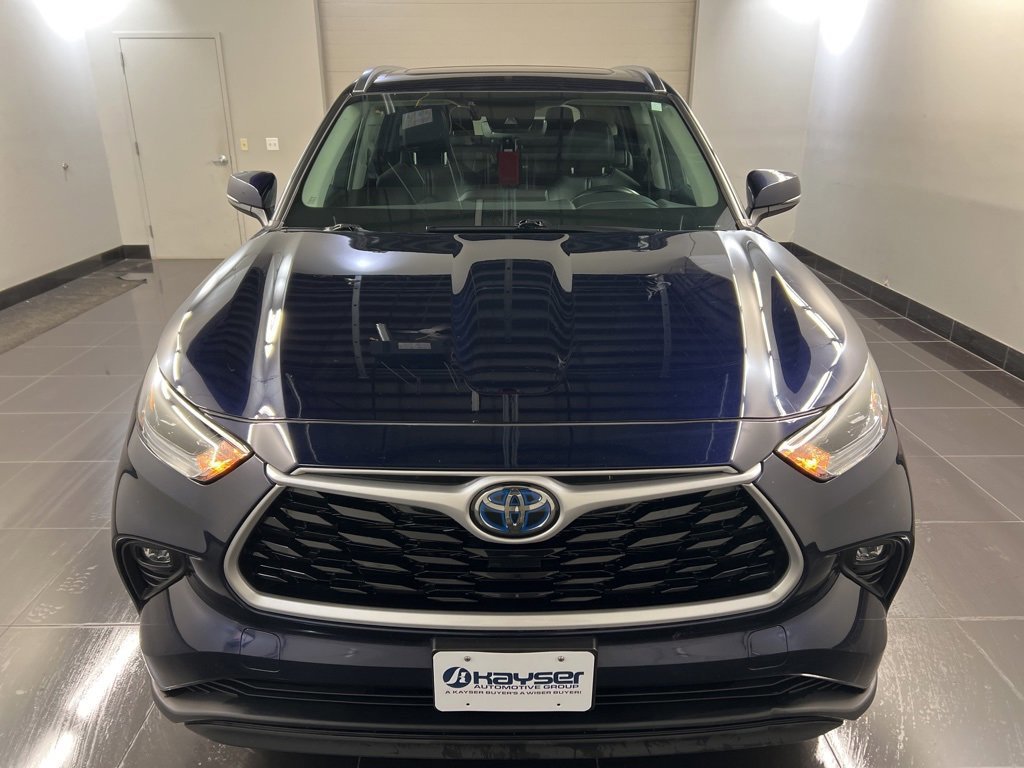 Used 2021 Toyota Highlander XLE image 6