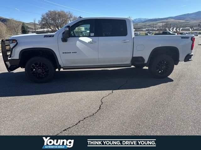 Used 2025 Chevrolet Silverado 3500 LTZ w/ LTZ Plus Package AWD/4WD image 3