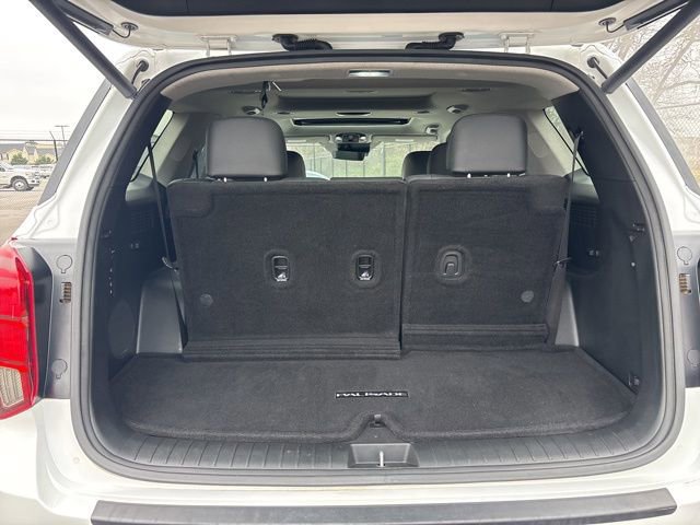 Used 2023 Hyundai Palisade Limited w/ Cargo Package image 11