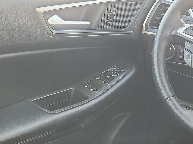 Certified 2022 Ford Edge SEL w/ Convenience Package AWD/4WD image 11