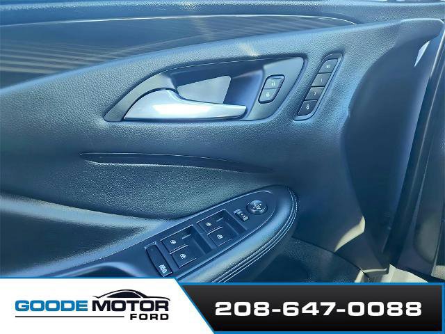 Used 2020 Buick Envision Premium w/ LPO, Road Trip Package image 19