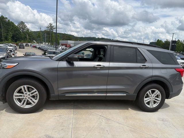 Certified 2021 Ford Explorer XLT w/ Equipment Group 202A AWD/4WD image 20