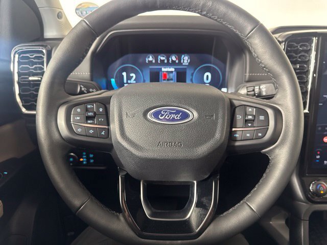 Certified 2025 Ford Ranger Lariat w/ FX4 Off-Road Package AWD/4WD image 19