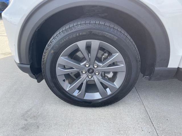 Certified 2023 Ford Explorer XLT w/ Equipment Group 202A image 10