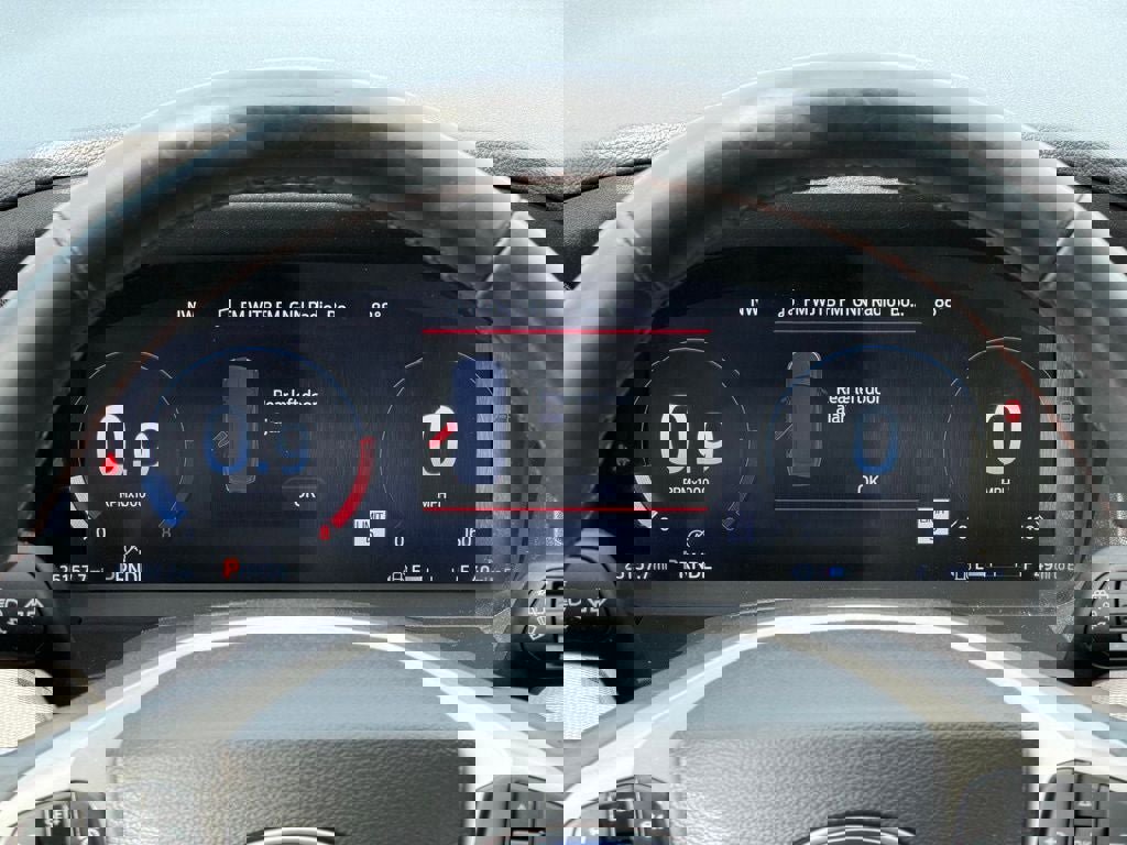 Certified 2025 Ford Explorer Active w/ Active Comfort Package image 33