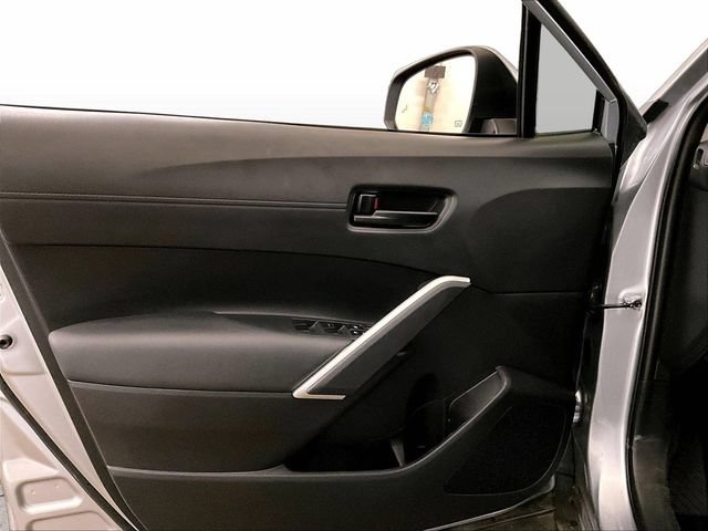 Used 2023 Toyota Corolla Cross LE AWD/4WD image 22