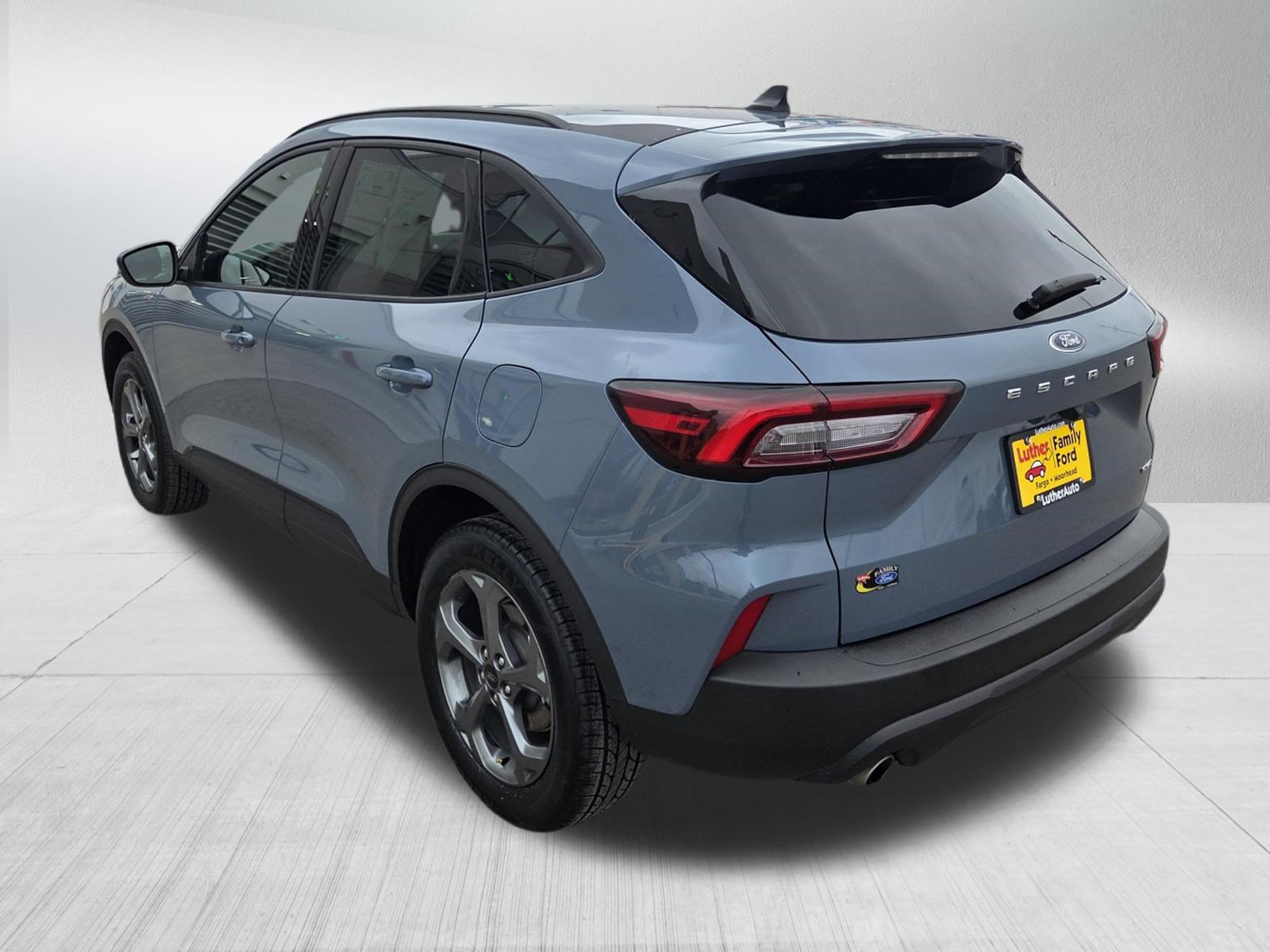 Certified 2025 Ford Escape ST-Line Select AWD/4WD image 5