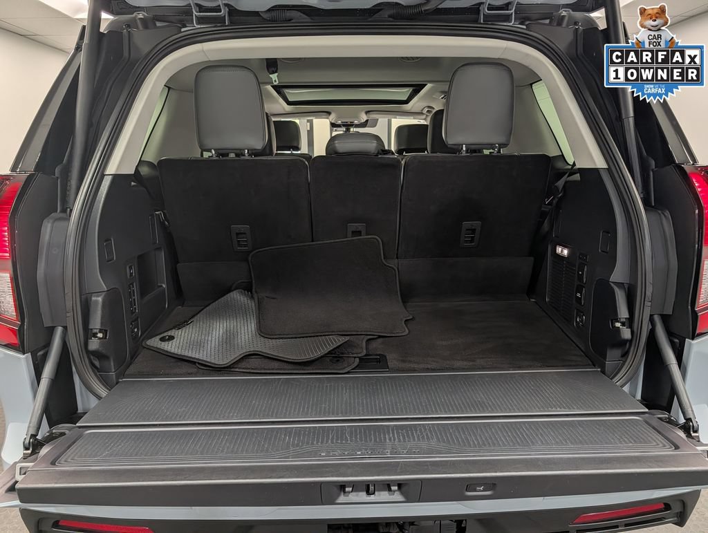 Certified 2025 Ford Expedition Active AWD/4WD image 28