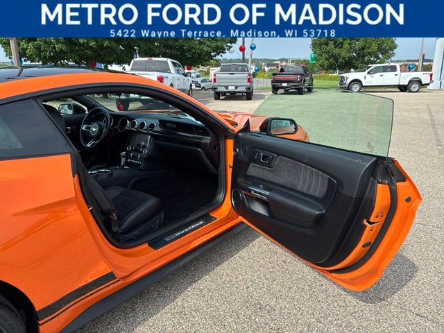 Certified 2021 Ford Mustang GT Premium w/ Carbon Sport Interior Package RWD image 40