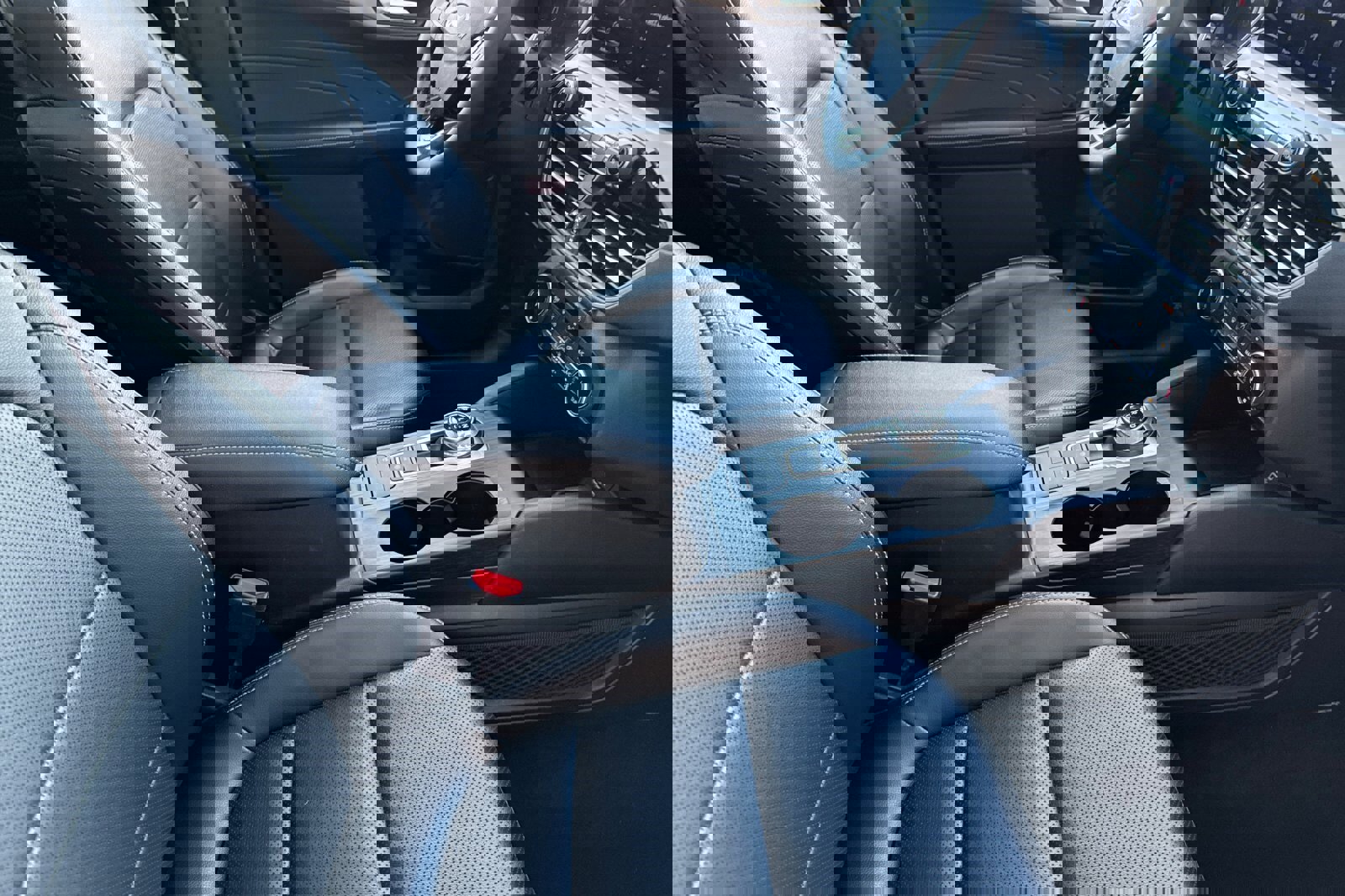 Certified 2022 Ford Escape SEL w/ Technology Package image 17