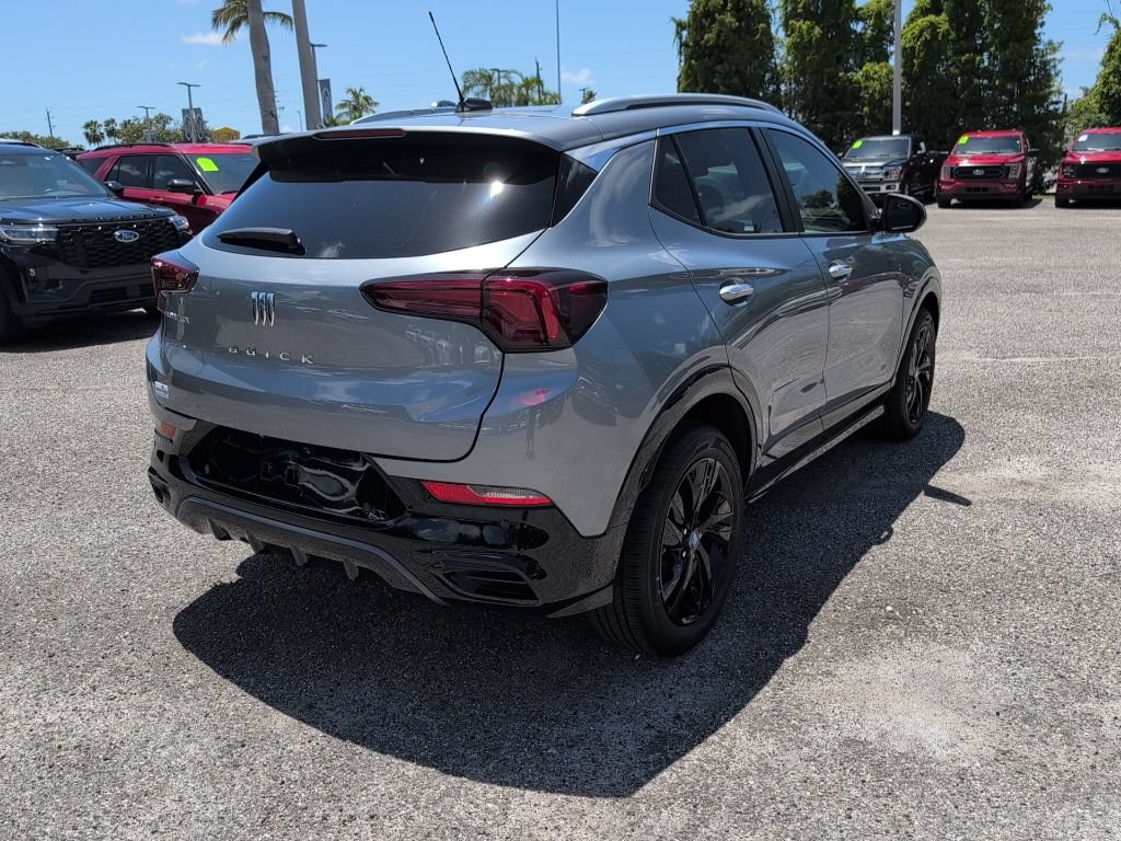 Used 2025 Buick Encore GX Sport Touring w/ Advanced Technology Package FWD image 3
