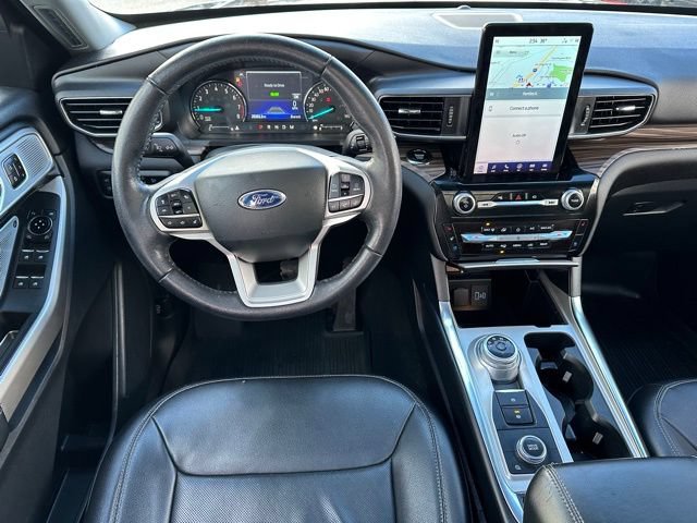 Certified 2023 Ford Explorer Limited AWD/4WD image 17