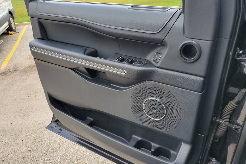 Certified 2024 Ford Expedition Max XLT RWD image 13
