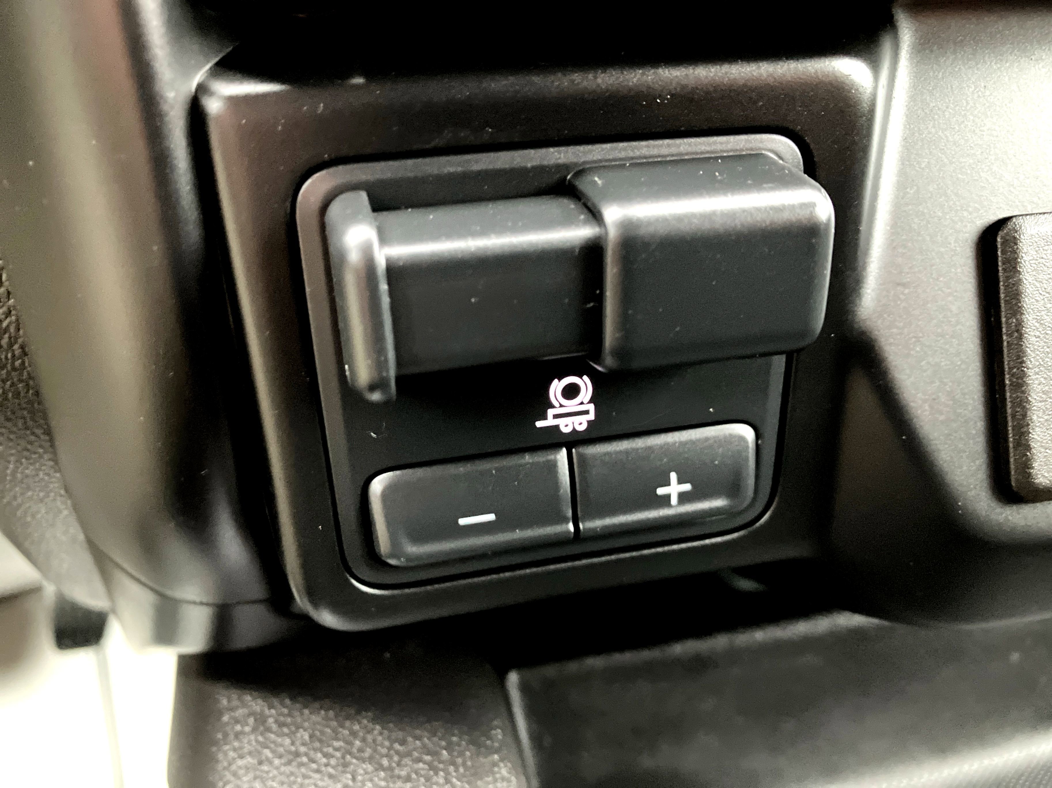 Used 2020 GMC Sierra 1500 Elevation w/ Elevation Value Package image 19