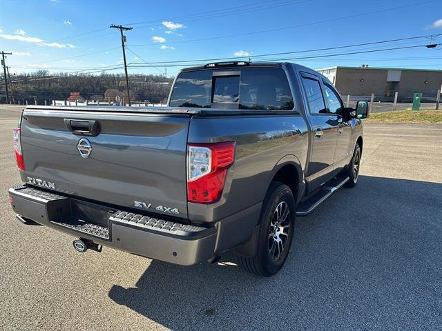 Used 2020 Nissan Titan SV w/ SV Convenience Package image 5