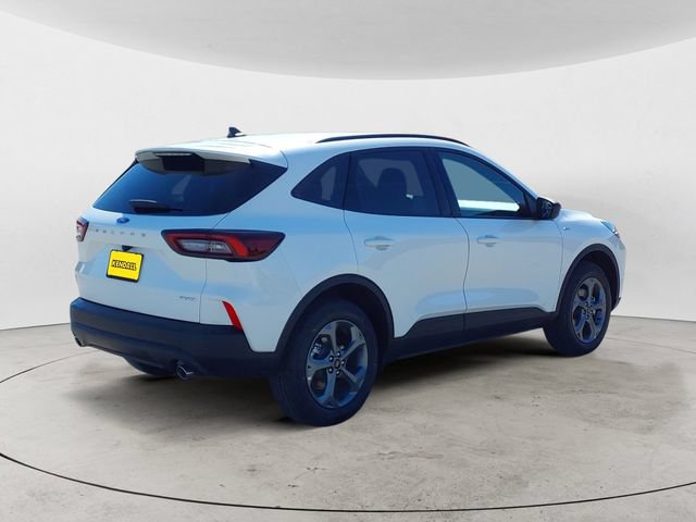 Certified 2026 Ford Escape ST-Line w/ Tech Pack #1 AWD/4WD image 5