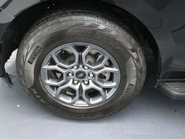 Certified 2025 Ford Expedition Active image 9