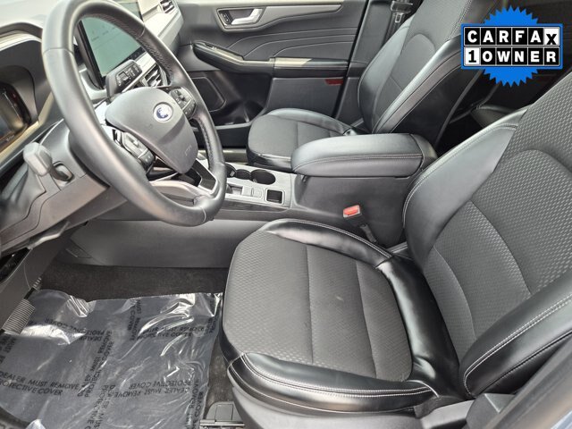 Certified 2025 Ford Escape SE FWD image 11