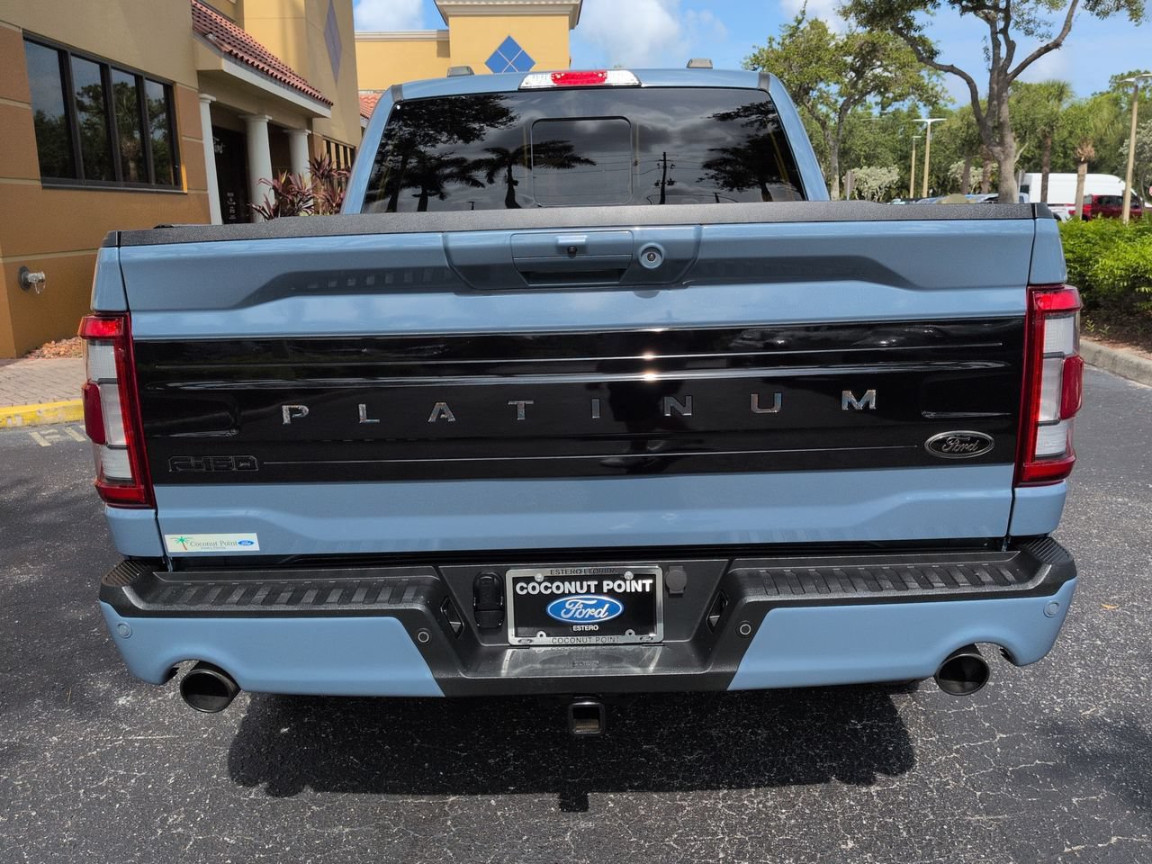 Certified 2023 Ford F150 Platinum w/ Equipment Group 701A High AWD/4WD image 5