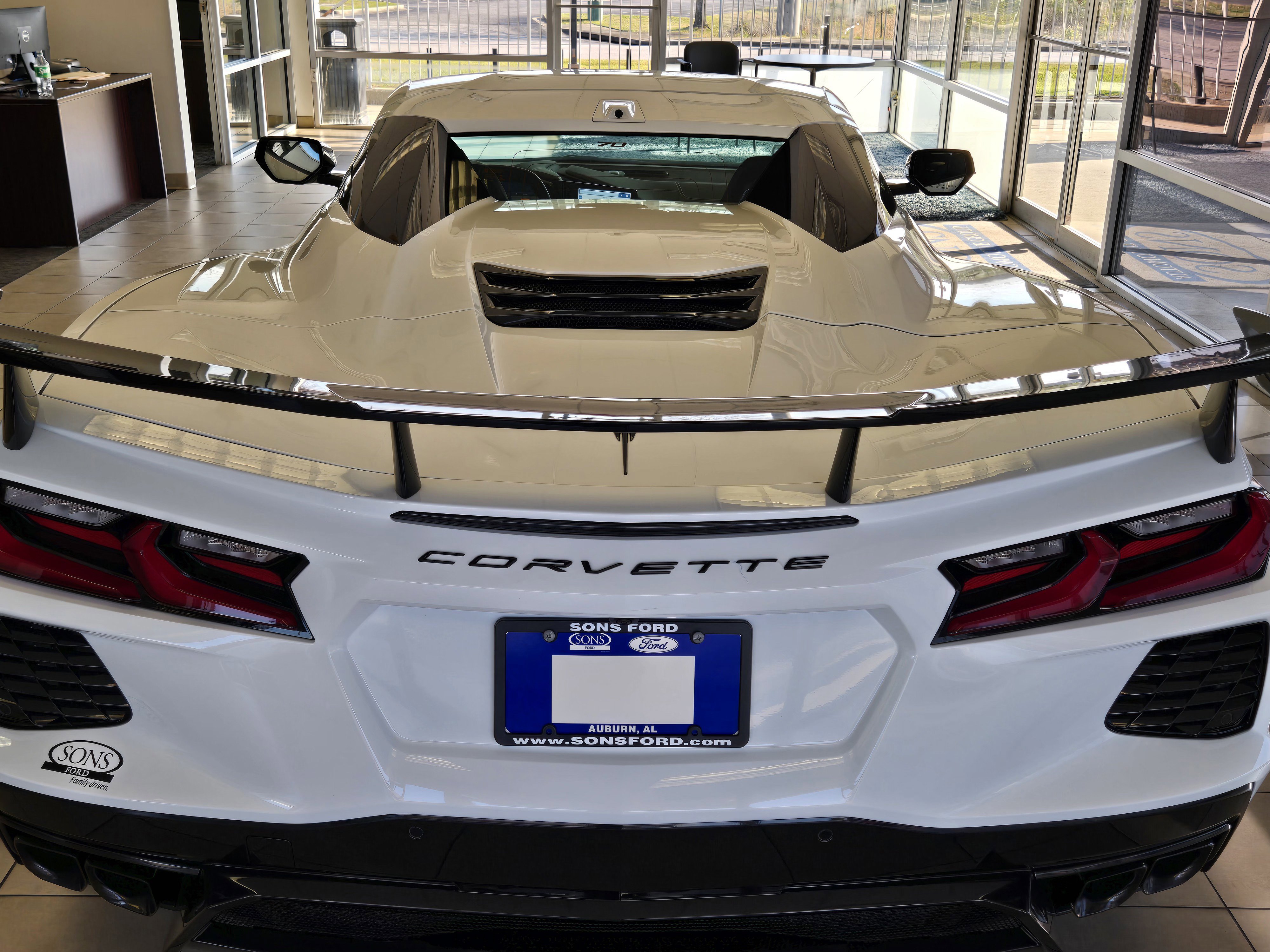 Used 2023 Chevrolet Corvette Stingray Preferred Conv w/ Z51 Performance Package image 7