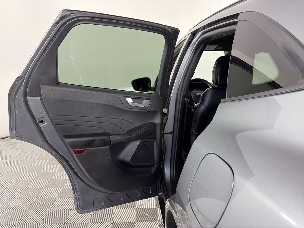 Certified 2024 Ford Escape ST-Line AWD/4WD image 12
