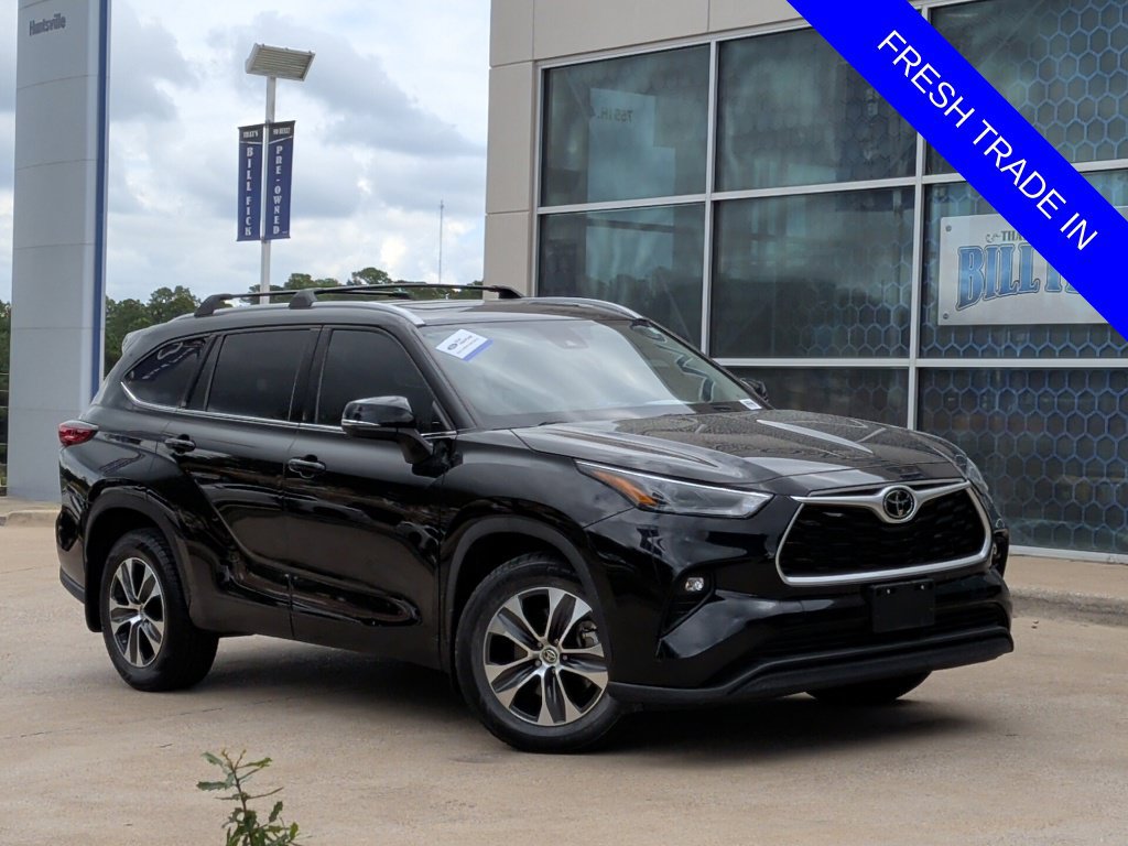 Used 2022 Toyota Highlander XLE