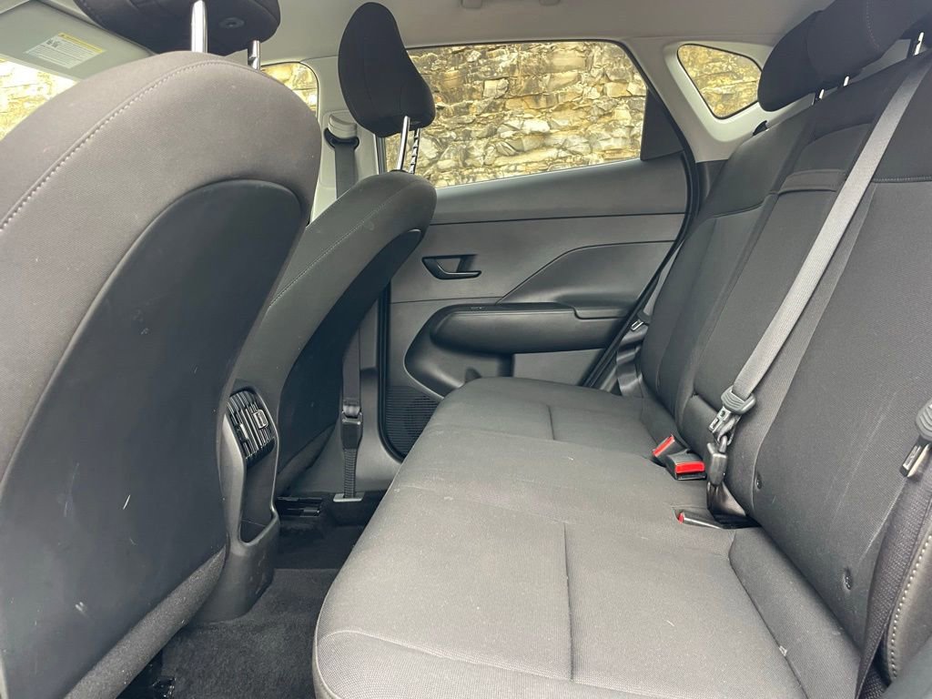 Used 2025 Hyundai Kona SEL image 11