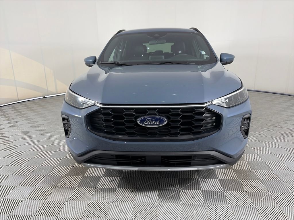 Certified 2025 Ford Escape ST-Line Select image 2