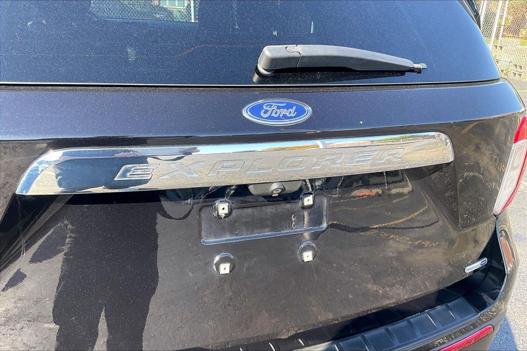 Certified 2020 Ford Explorer XLT AWD/4WD image 32