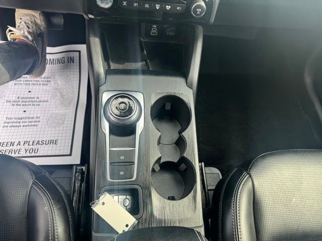 Certified 2024 Ford Escape Platinum w/ Class II Trailer Tow Package image 21