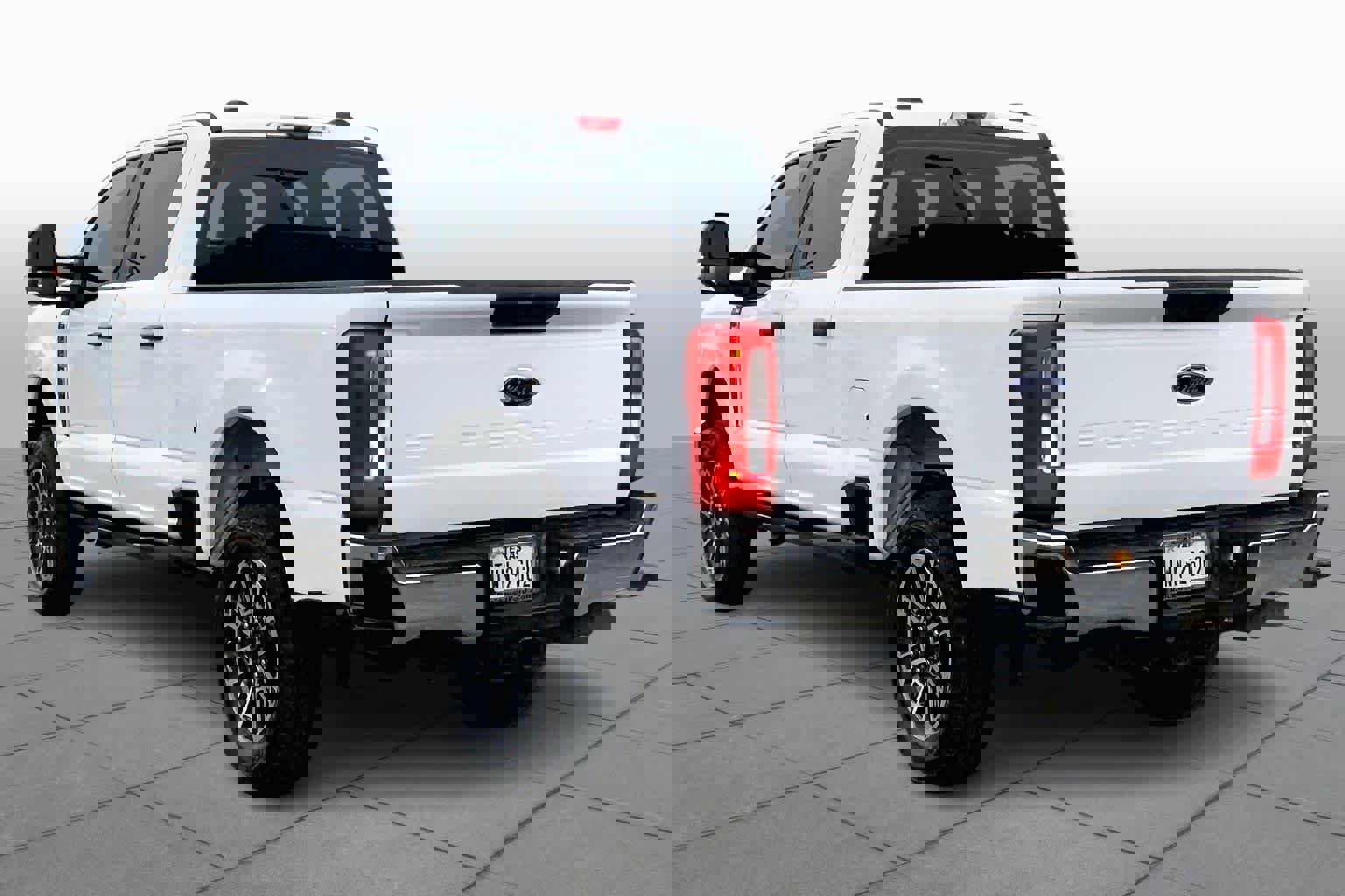 Certified 2024 Ford F250 XL w/ FX4 Off-Road Package image 2