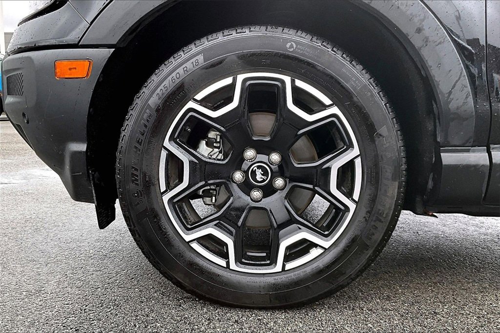 Certified 2025 Ford Bronco Sport Outer Banks w/ Outer Banks Tech Package+ image 9