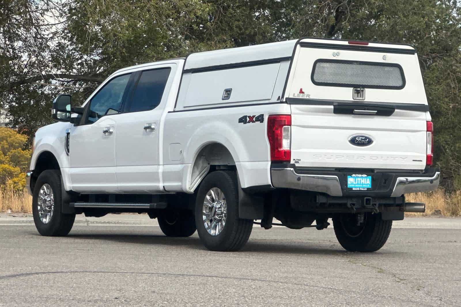 Certified 2017 Ford F250 XLT w/ XLT Premium Package AWD/4WD image 6
