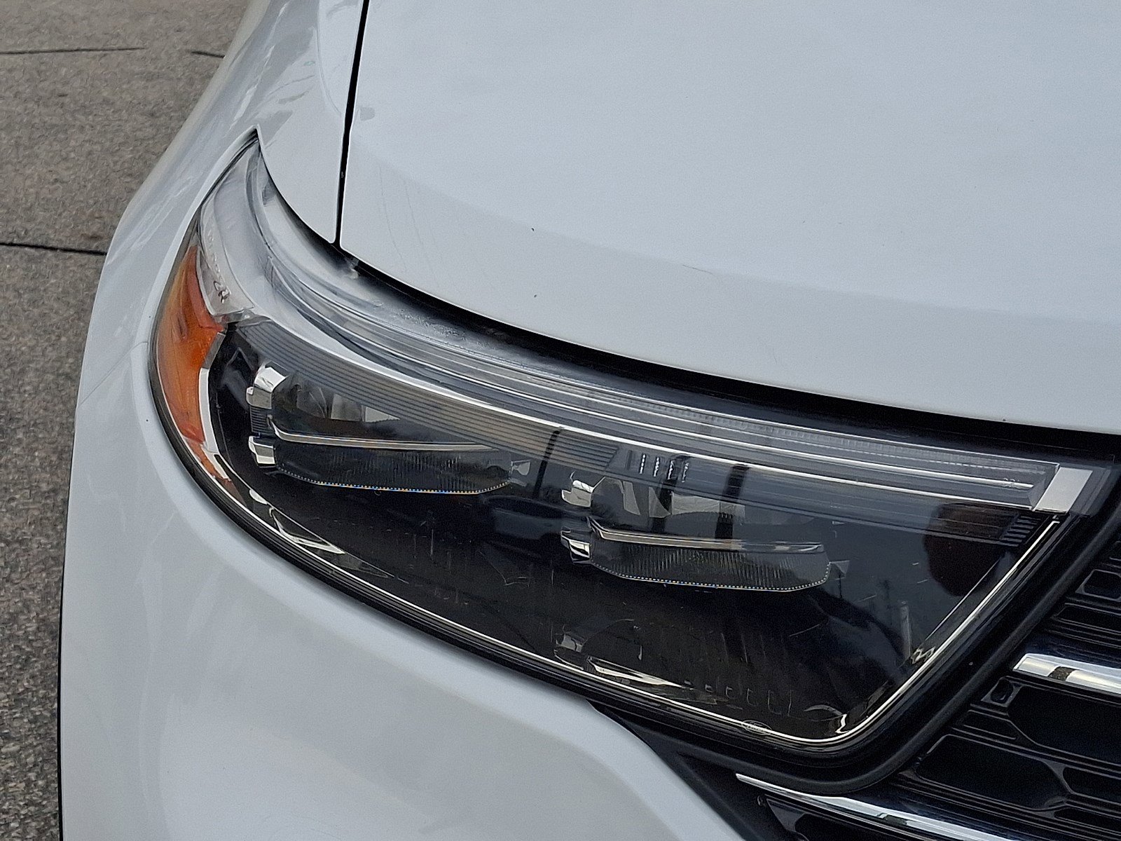 Certified 2023 Ford Explorer XLT w/ Equipment Group 202A image 8