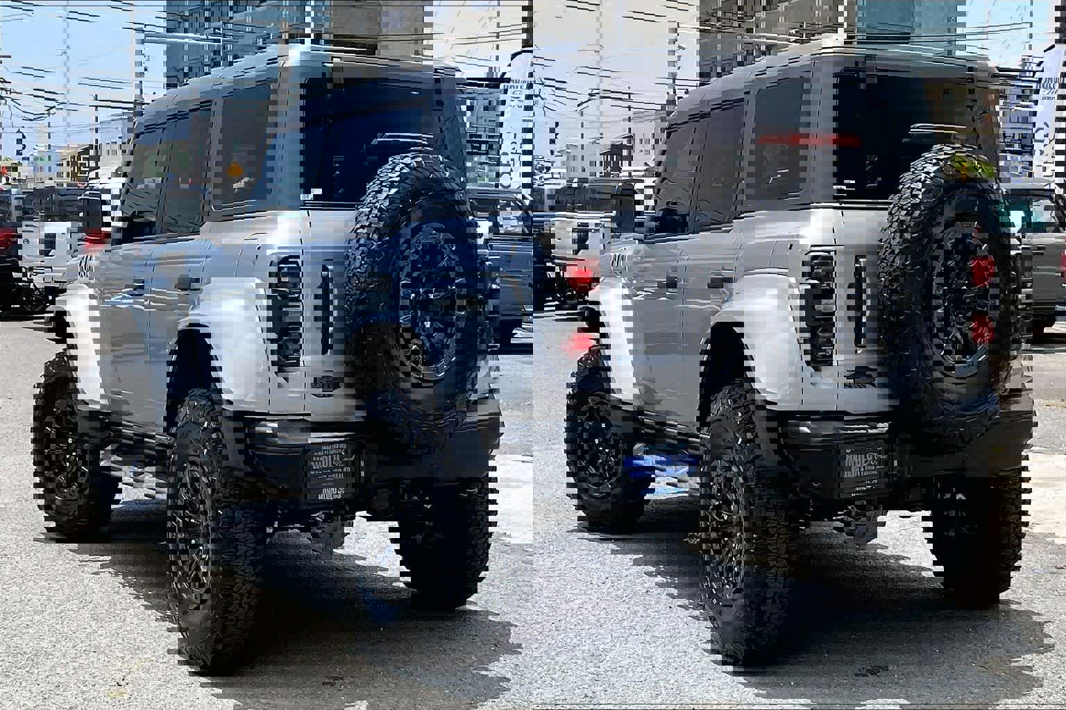 Certified 2024 Ford Bronco Raptor w/ Interior Carbon Fiber Pack 6 AWD/4WD image 4