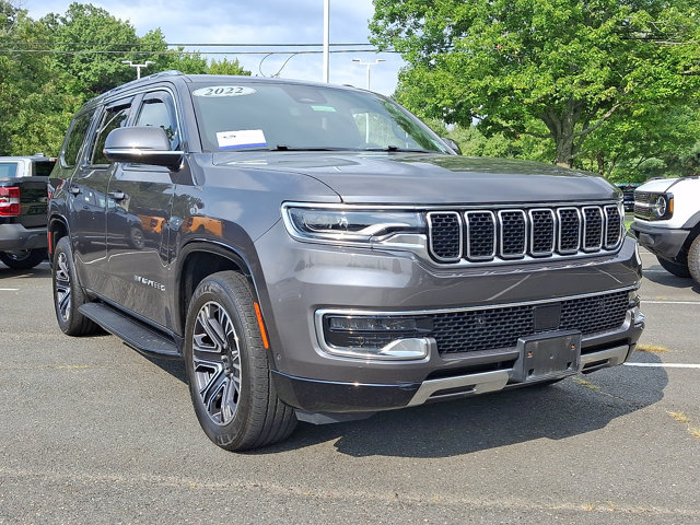 Used 2022 Jeep Wagoneer Series III w/ Flexible Seating Group AWD/4WD image 2